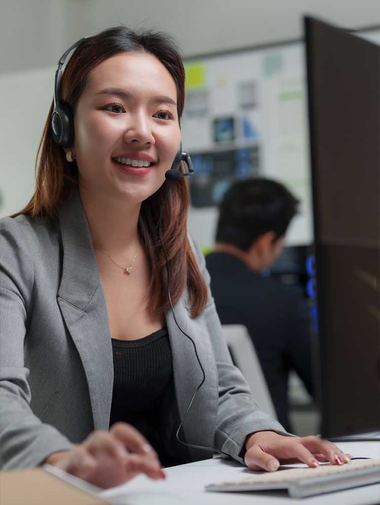 Female call center agent working on a task.
