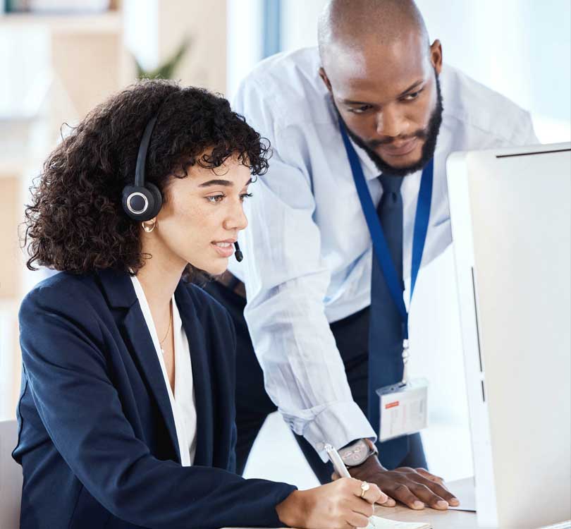 customer support mentor having business-consulting session